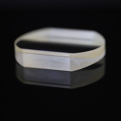 Custom Achromatic Cylindrical Lens