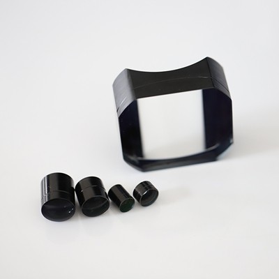 Edge Blackened Achromatic Lenses